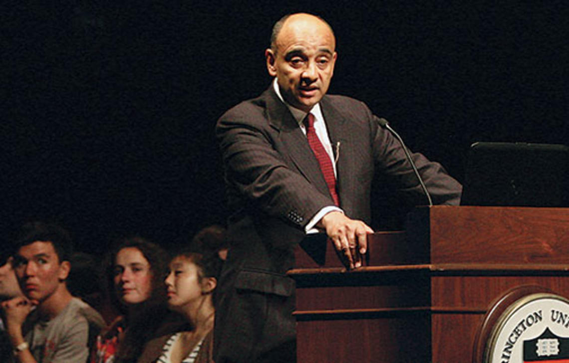 “Honor already matters in your lives,” Professor Kwame Anthony Appiah tells freshmen.