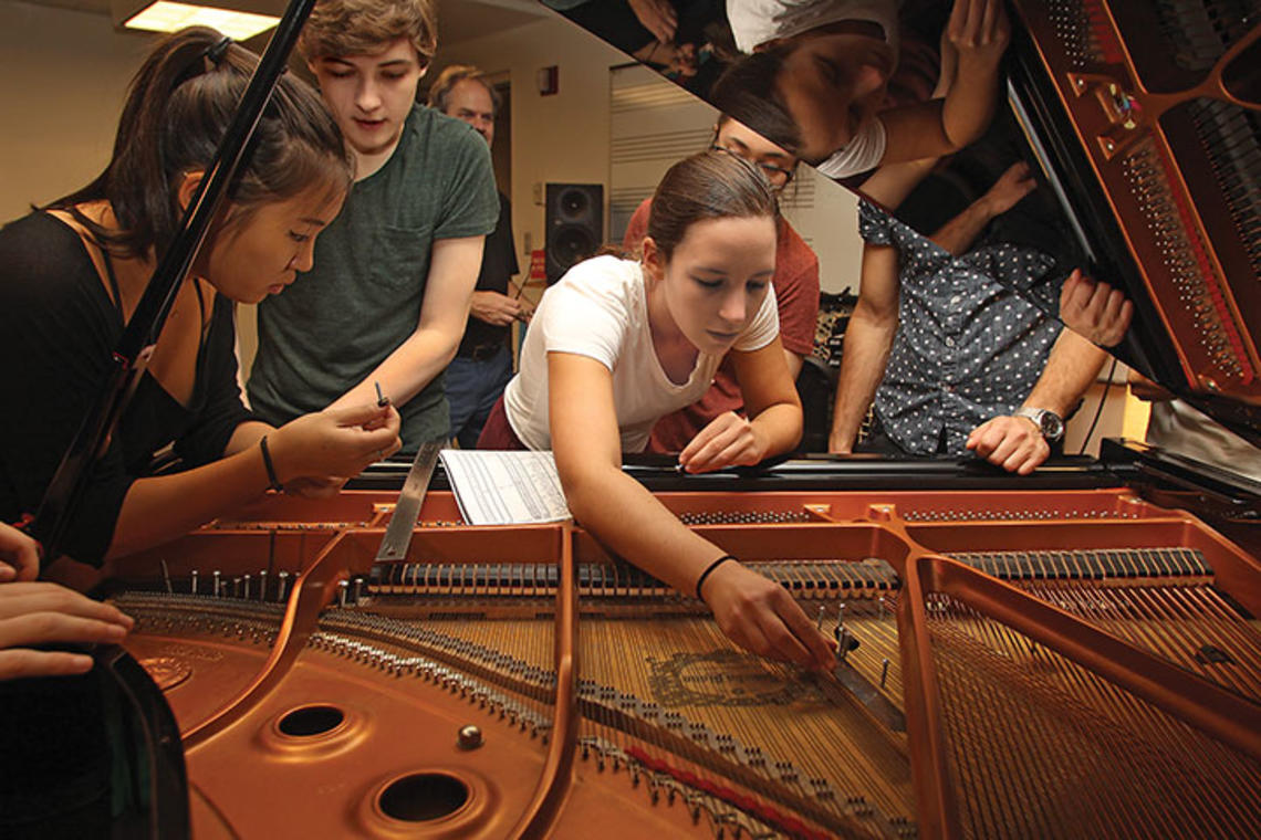 OTC-Piano9370new1.jpg