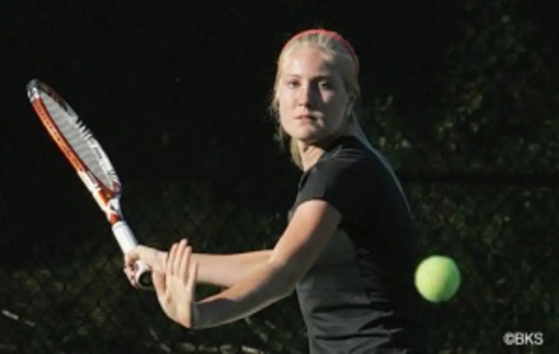Freshman Alanna Wolff won the clinching singles match against Arizona State. (Beverly Schaefer)