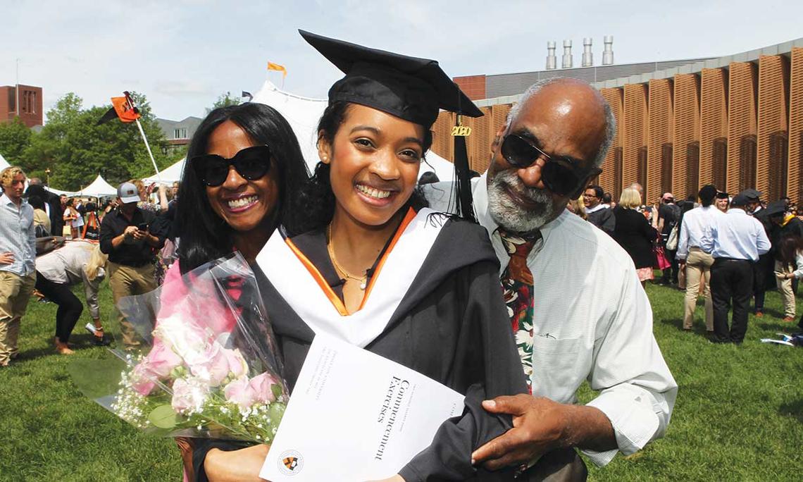 Zoë Barnswell ’20 with her aunt, Florence D. Simmons, and godfather, Bernard J. Lewis