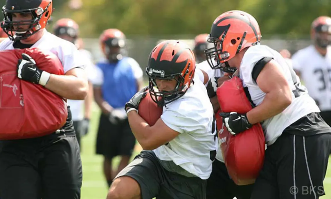 PAW-Football_practice052.jpg