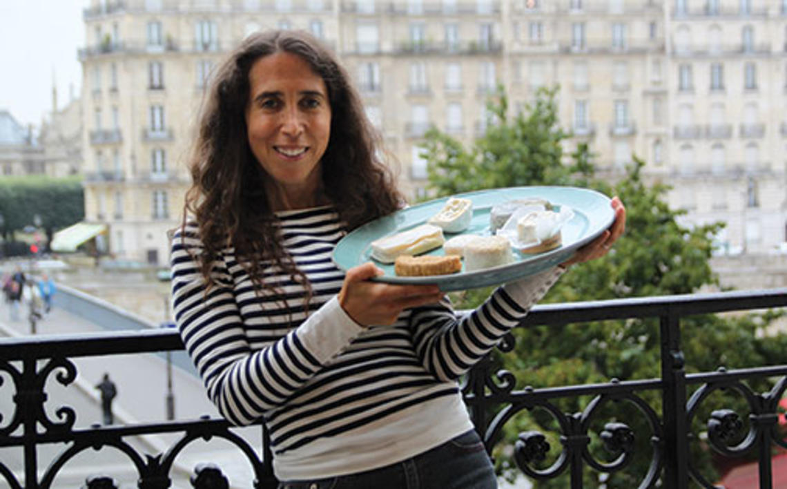 Kazz Regelman ’89 writes about a different French cheese every day on her blog, A Year in Fromage.