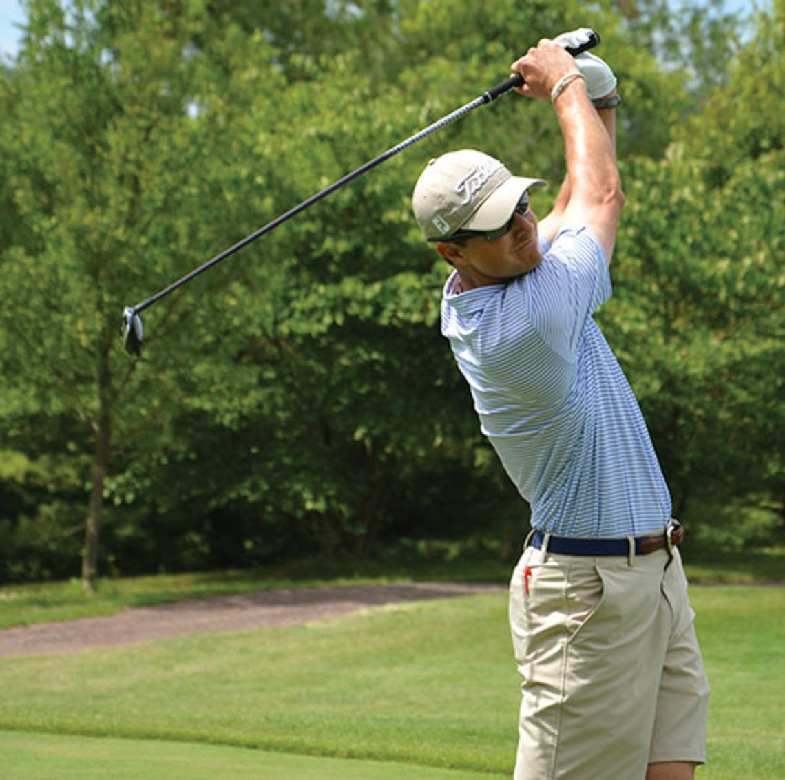 John Sawin ’07 tees off at the U.S. Amateur qualifier in Elverson, Pa., July 16.