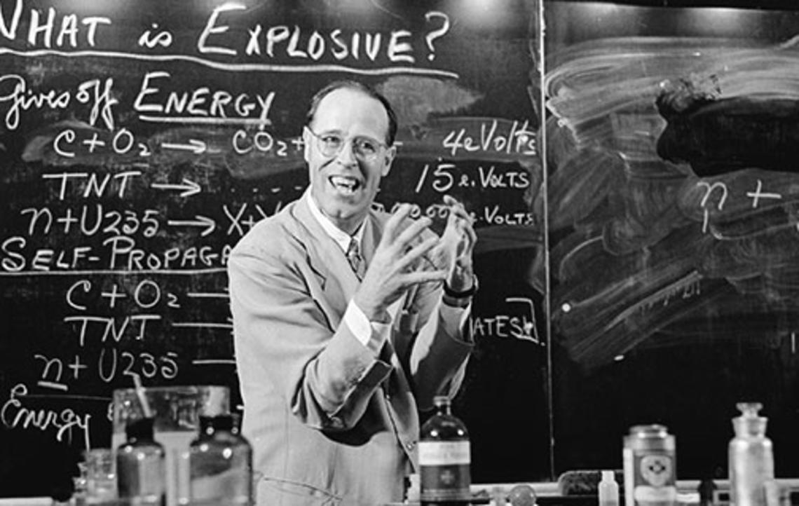 Chemistry professor Hubert Alyea ’24 *28 — aka “Dr. Boom” — in action in 1960.