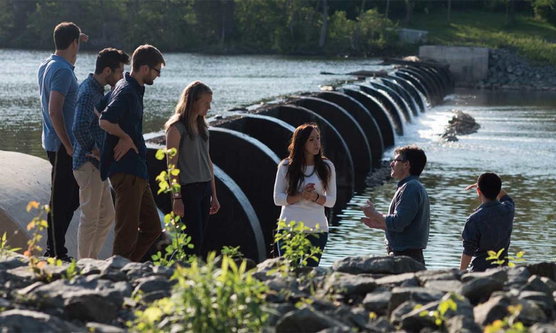 Photo of an environmental engineering class at Lake Carnegie