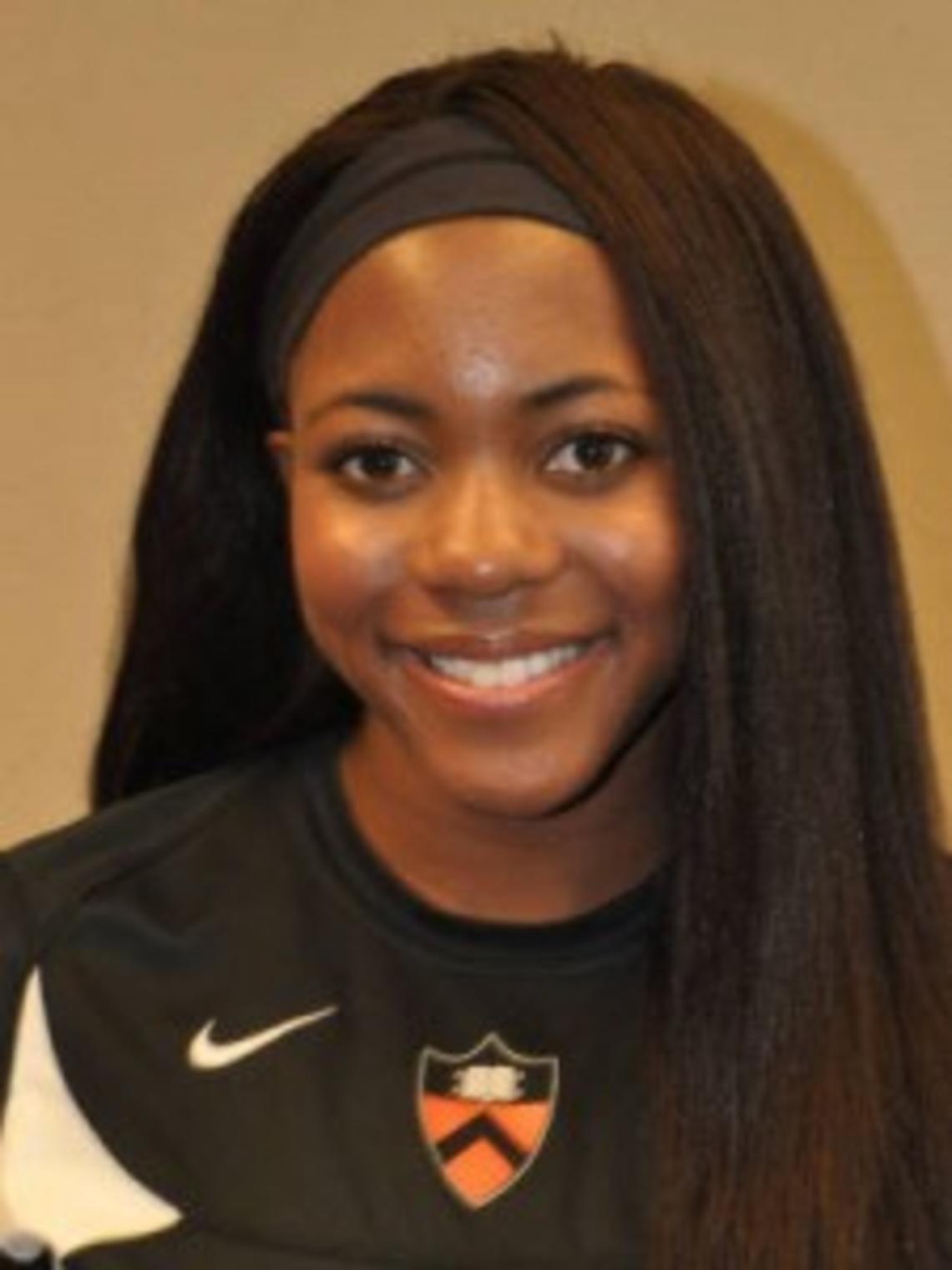 Mimi Asom â19 (Office of Athletic Communications)