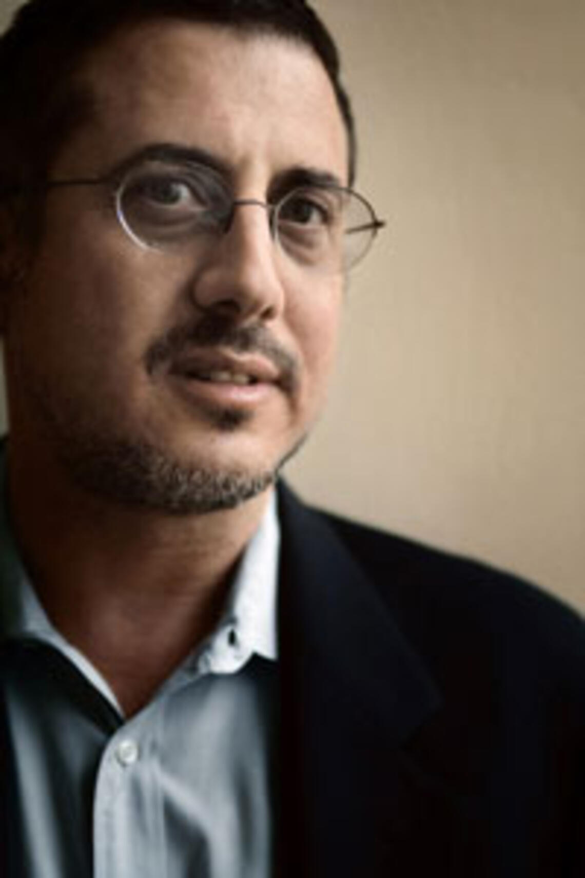 i-57c89866a7ce5f695a8343e67633d07f-gellman-headshot-200px.jpg