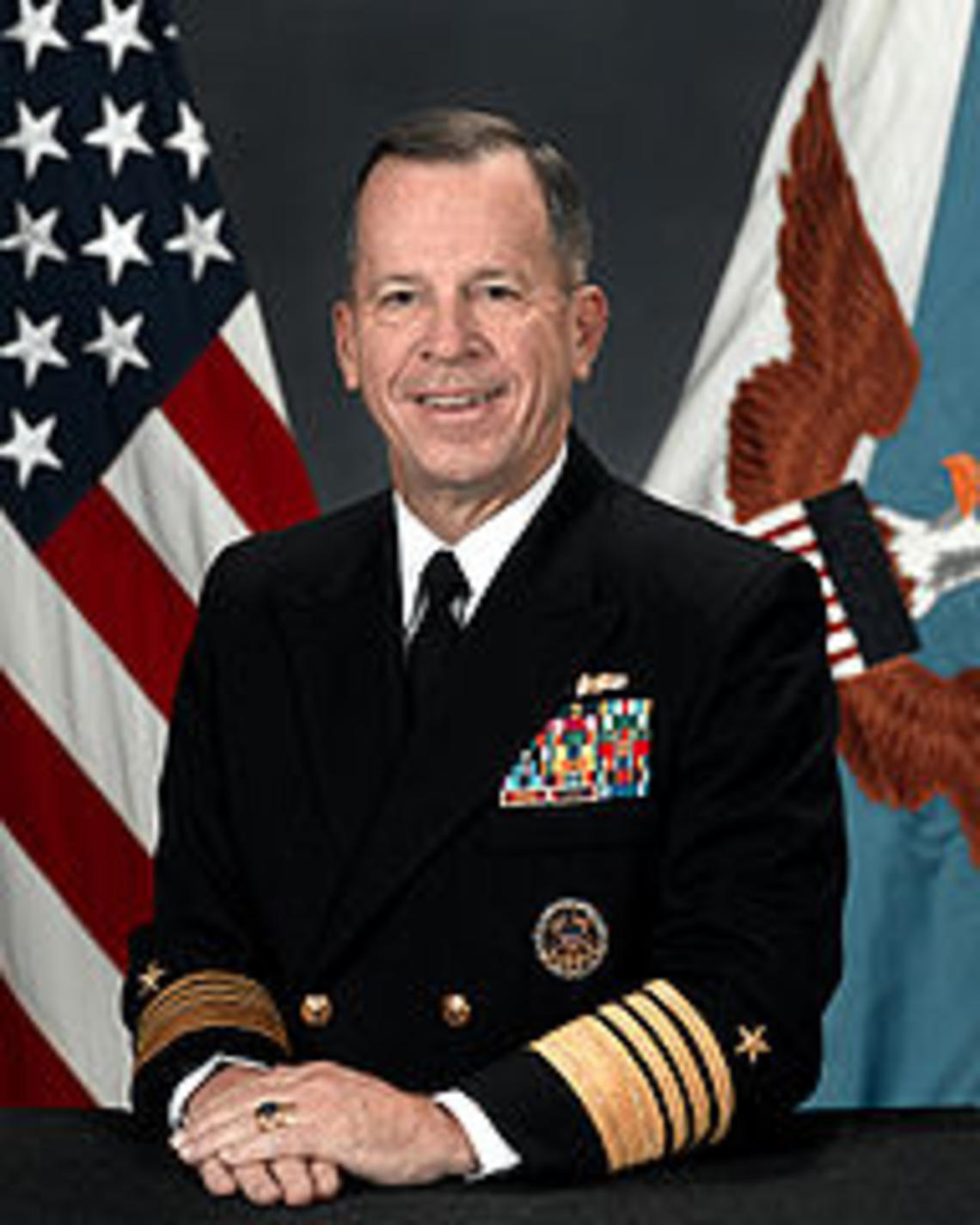 i-70605b7f6473026a36098033ab67537e-192px-Michael_Mullen,_CJCS,_official_photo_portrait,_2007.jpg