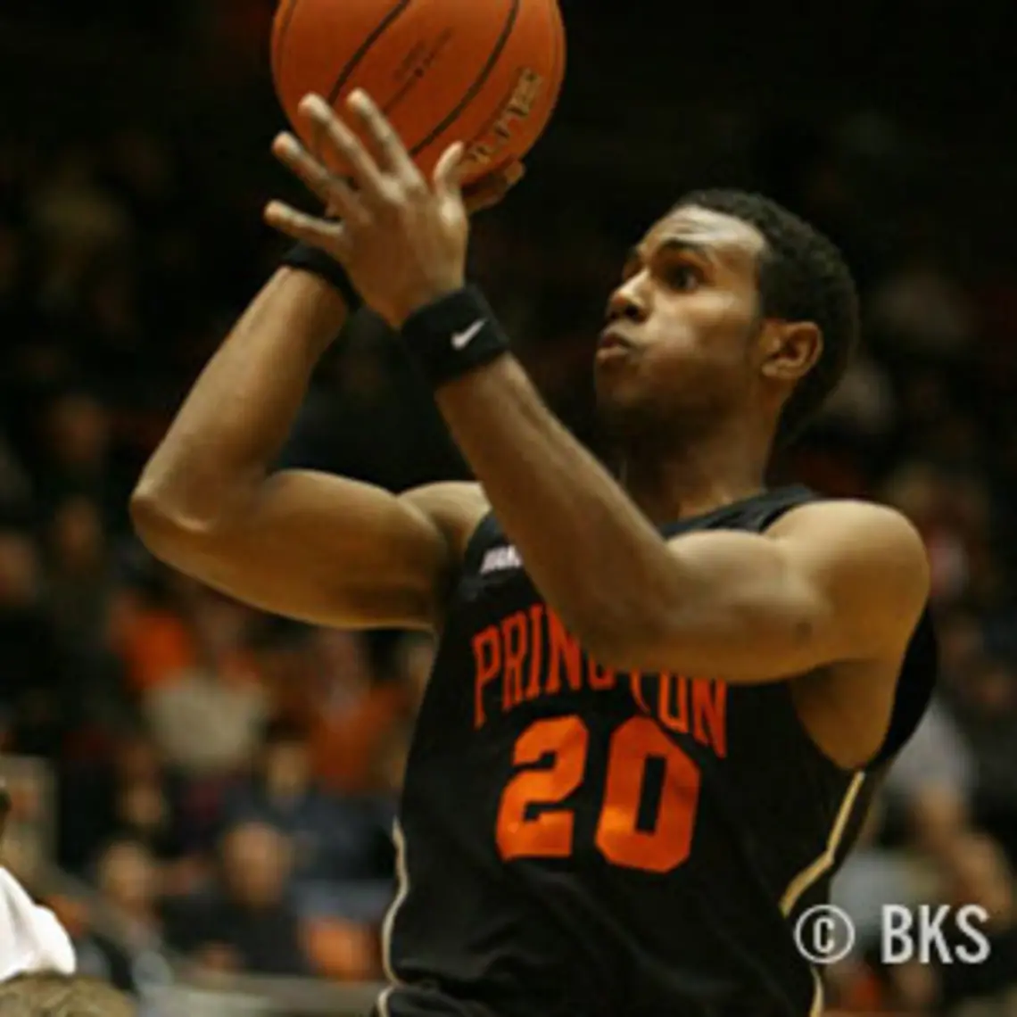 i-e947b56282b18ae3fc881d1c05bda26f-davis_mbb.jpg