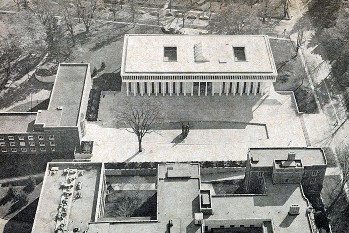 robertson_1967.jpg robertson_1967.jpg