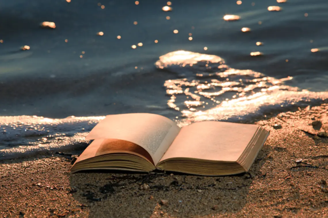 summer-reading_istock.png