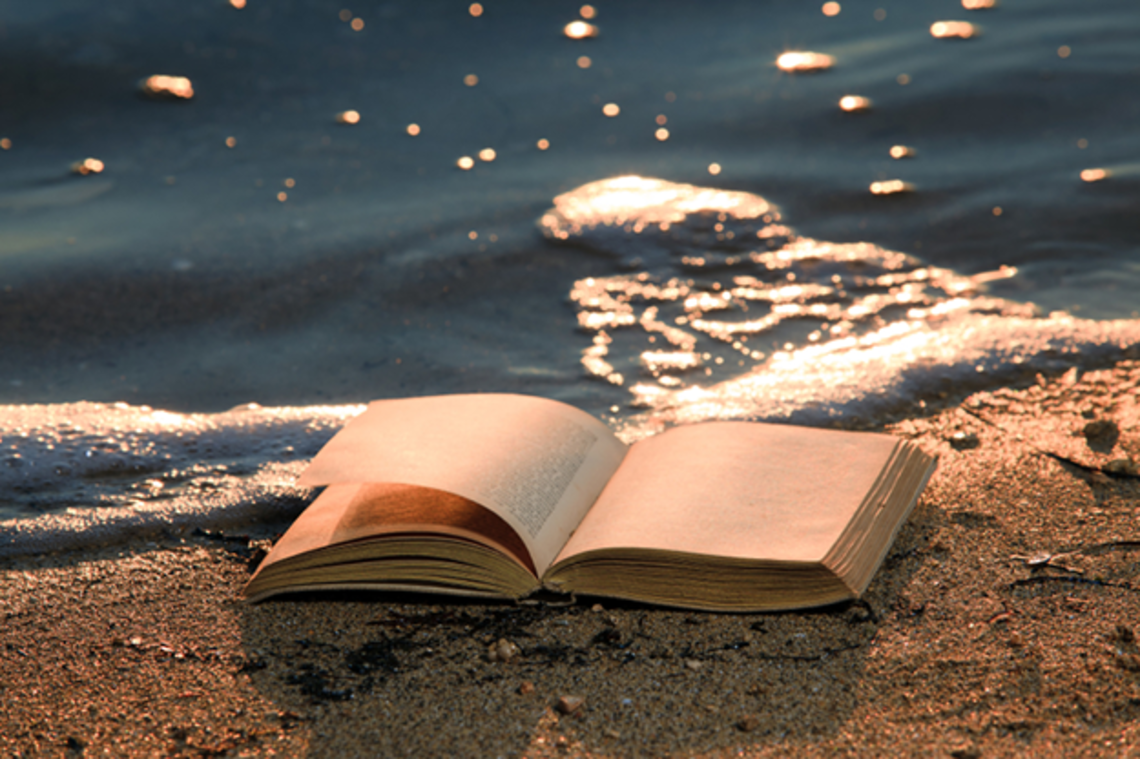 summer-reading_istock.png