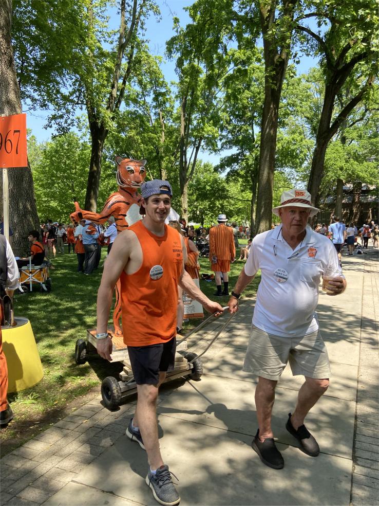 Two alumni get ready for the P-rade.