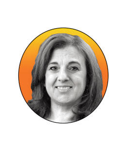 Headshot photo of Donna Pilenza