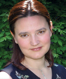  In her memoir, Meghan MacLean Weir ’00 describes the patients and families she cared for in two Boston hospitals.