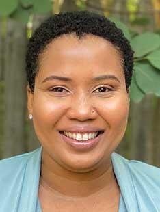 Kelly Davis ’05