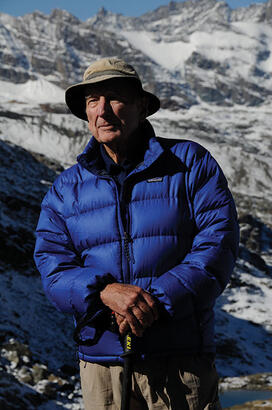 jonathan-calvert-53.jpg Jonathan Calvert ’53