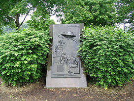landing-site_rrc.jpg TWW Monument at Grover’s Mill: Target of opportunity
