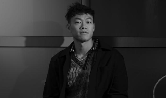 Black and white photo of Simon Wu ’17