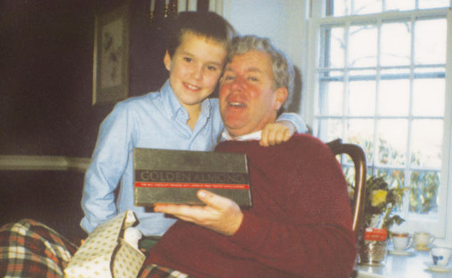 Stephen Lamberton ’99 as a child with and his father, Robert E. Lamberton ’66. 