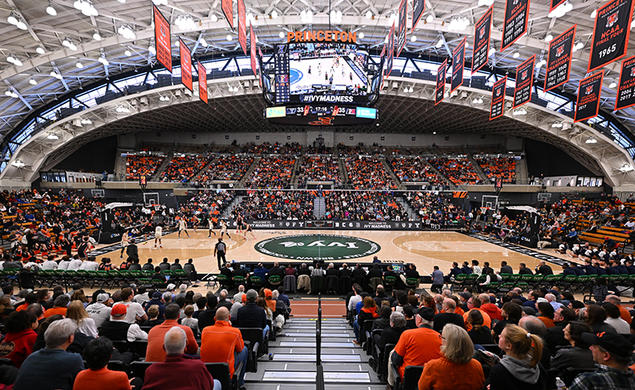 A wide-angle photo of the crowd surrounding Princeton's basketball court during Ivy Madness.