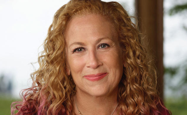 On Shakespeare, Jodi Picoult ’87 Just Doesn’t Buy It