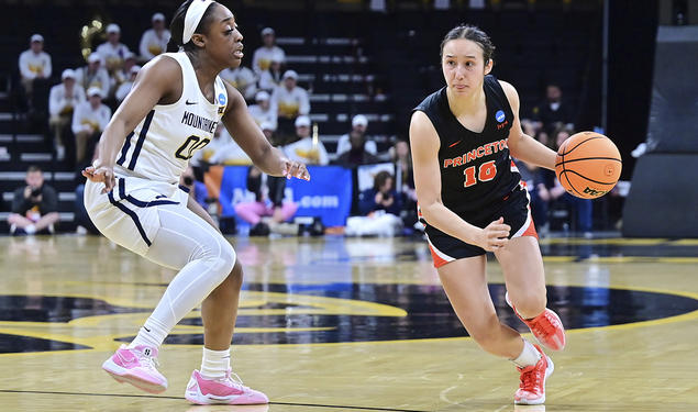 Skye Belker ’27 drives to the basket in Princeton’s 2024 NCAA Tournament game against West Virginia