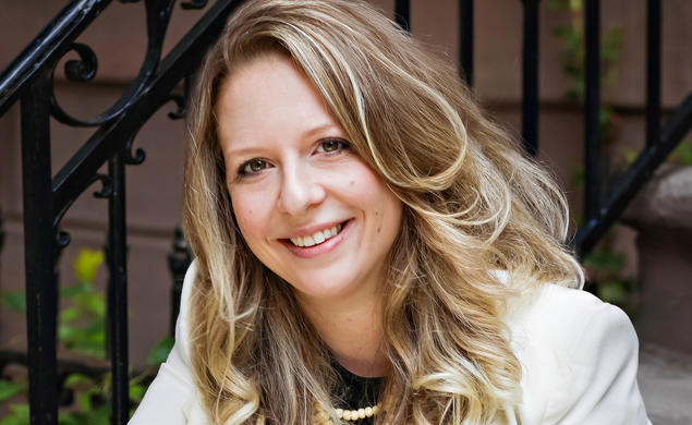 Daria Lavelle ’09’s Novel Explores the Relationship Between Grief and Food 