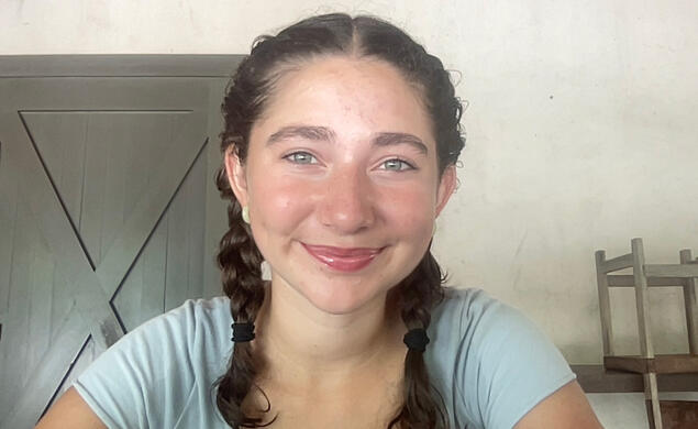 Raphaela Gold ’26