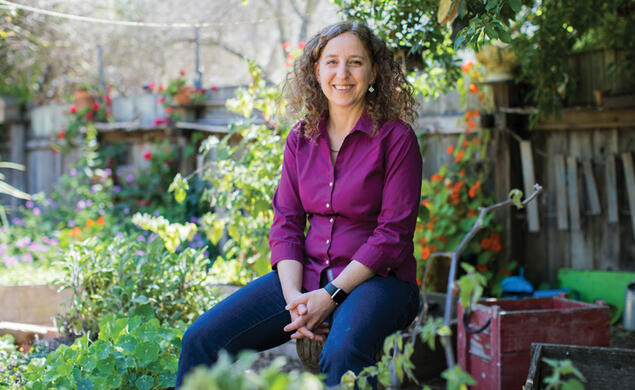 Sharon Gamson Danks ’93 founded Green Schoolyards America to make playgrounds safer and more environmentally friendly.