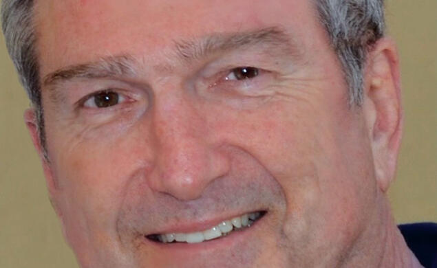 LIVES_Robert Schirn vert.jpg Robert Schirn