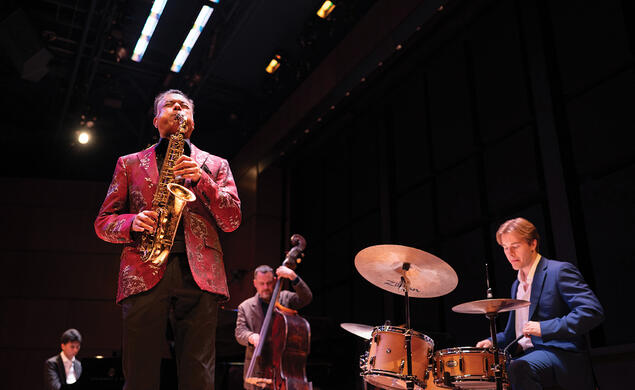 Rudresh Mahanthappa is backed by faculty member Matthew Parrish on bass and students Ryder Walsh ’26 on drums and Charles Dutta ’27 on piano. 