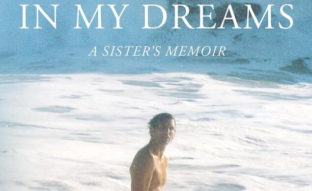Dream-like photo of Charles McPhee &rsquo;85 in the ocean.