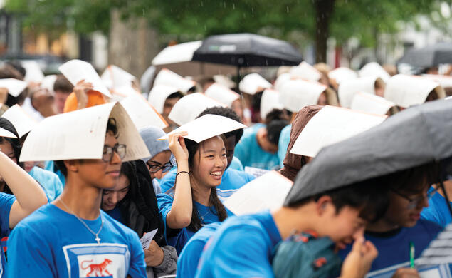 Students from HUO college 