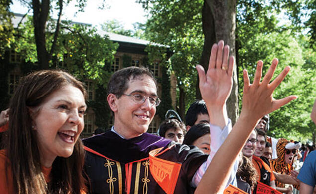 President Christopher Eisgruber ’83 greets students after Opening Exercises.