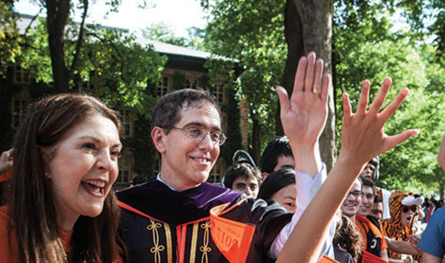 President Christopher Eisgruber ’83 greets students after Opening Exercises.