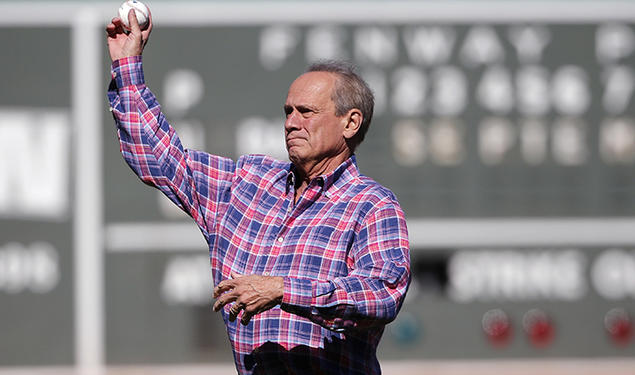 Larry Lucchino ’67 throws the ceremonial first pitch at a Red Sox-Orioles game in 2015.