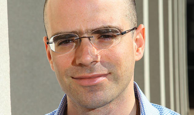 How drugs work can be dependent on or influenced by a patient’s behavior, Professor Sylvain Chassang points out.