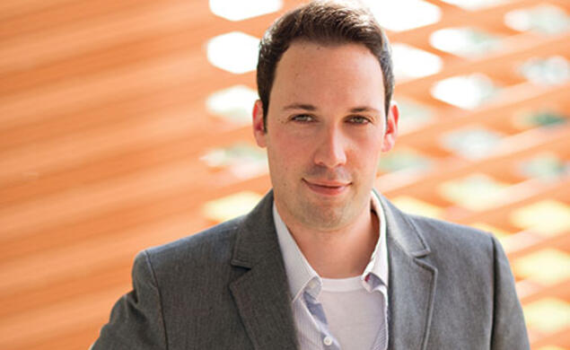 Professor Sander van der Linden argues that lasting pro-environmental behavior is more likely to occur when people internalize beliefs about environmental stewardship.