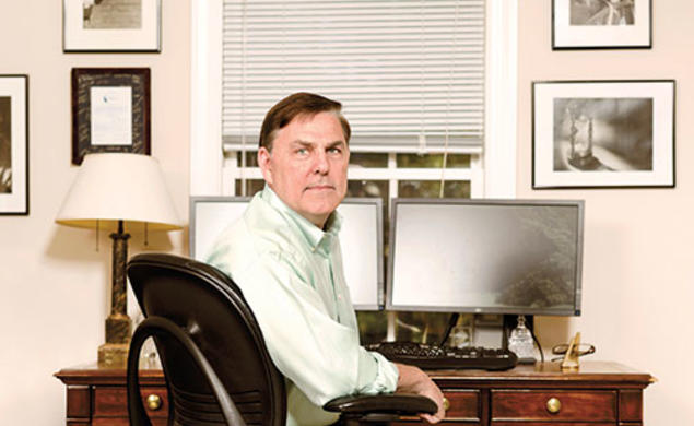Kenneth Moch ’76 in his home in Chapel Hill, N.C.