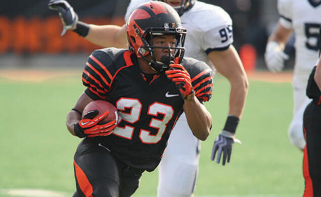 Tailback Dre Nelson ’16 ran for two touchdowns against Yale.