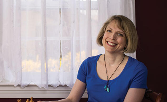 Melissa Balmain ’87 hopes to revive light verse.