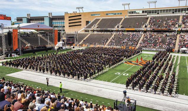 045 undergraduate and 115 graduate alumni gathered for Commencement