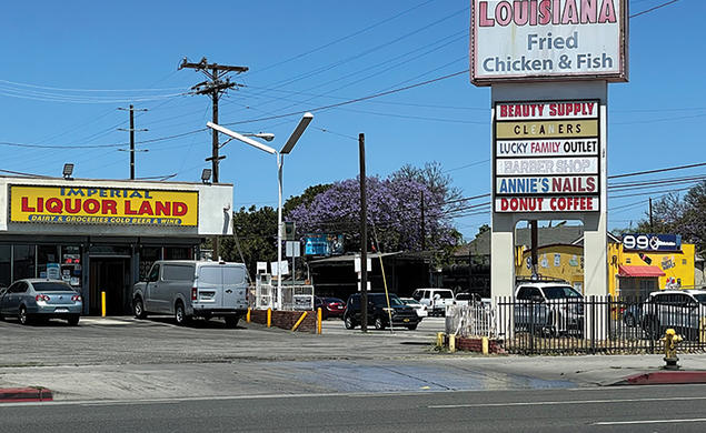 Strip mall