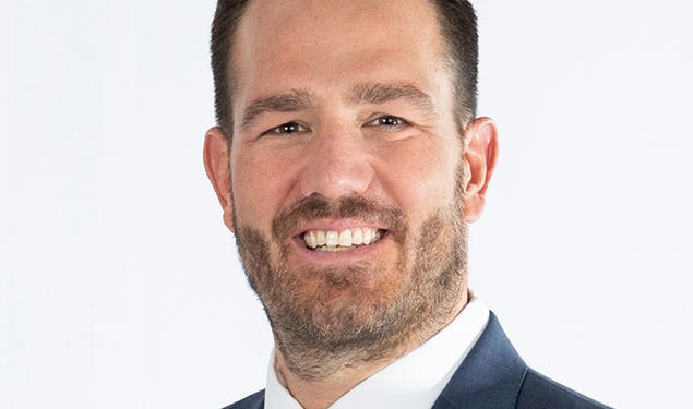 Headshot photo of Ross Tucker ’01