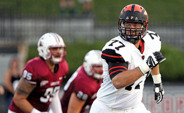 Mason Darrow ’17 is the only openly gay player in Division I football.