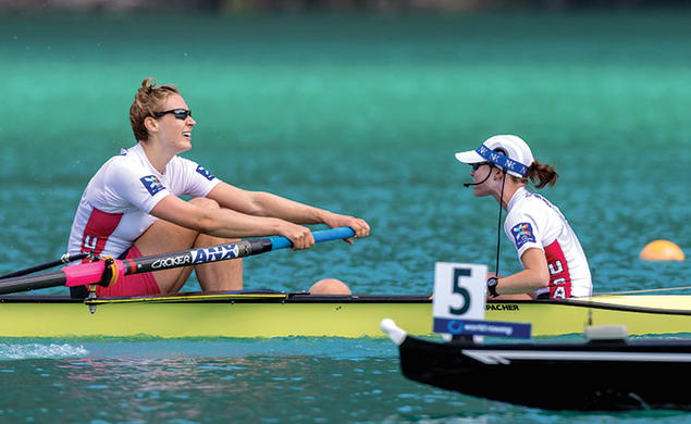 Heidi Robbins ’13, left, at the 2015 World Championships