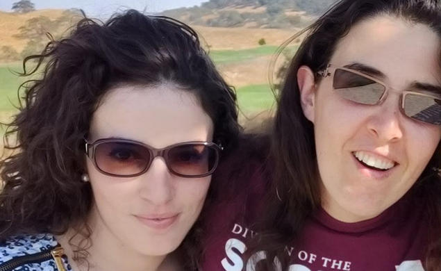 From left, Emma and Elizabeth Tsurkov