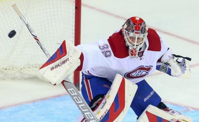 Mike Condon â13 makes a  save during a Nov. 27 Montreal win against the New Jersey Devils. (Ed Mulholland, USA TODAY Sports)