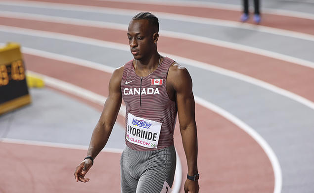 Ibrahim Ayorinde ’23 prepares for his heat at the World Indoor Championships in Glasgow, Scotland, in March. 